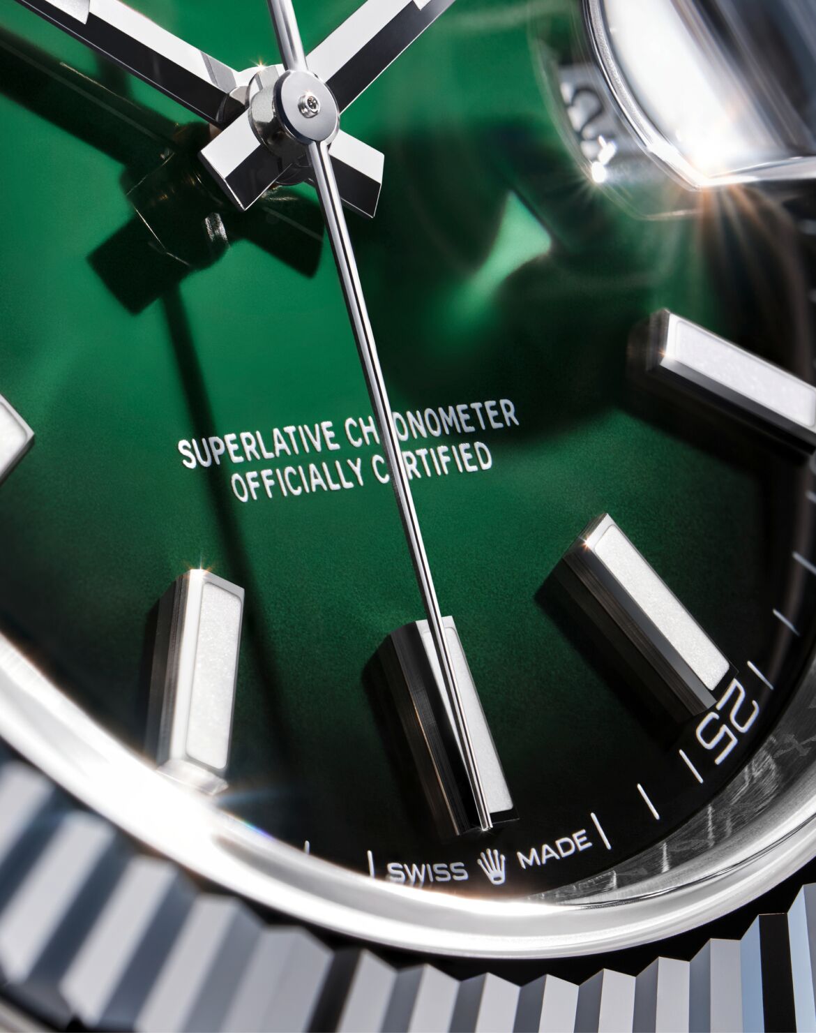 rolex-new-watches-2026-the-datejust-green-lacquer-ombre-dial-m126334-0033-portrait Datejust 41
