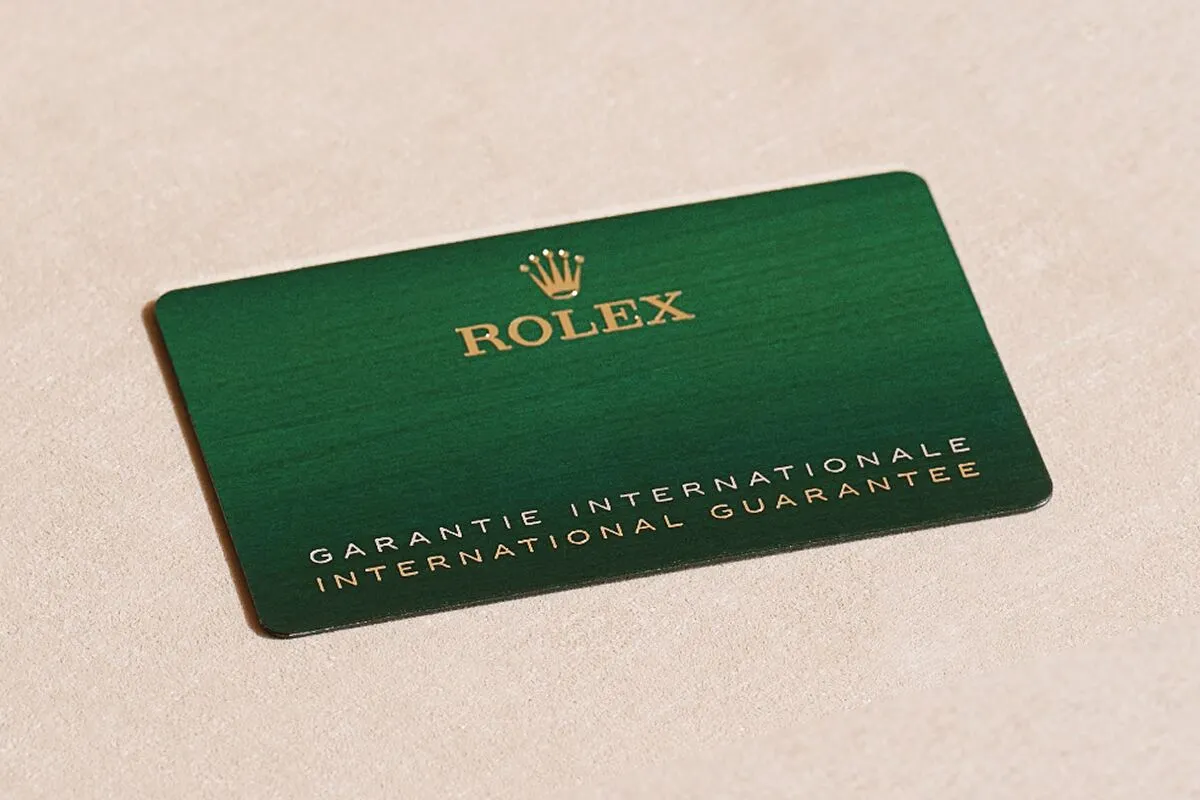 rolex-guarantee_elmt_2603fg_011-landscape Rolex Guarantee