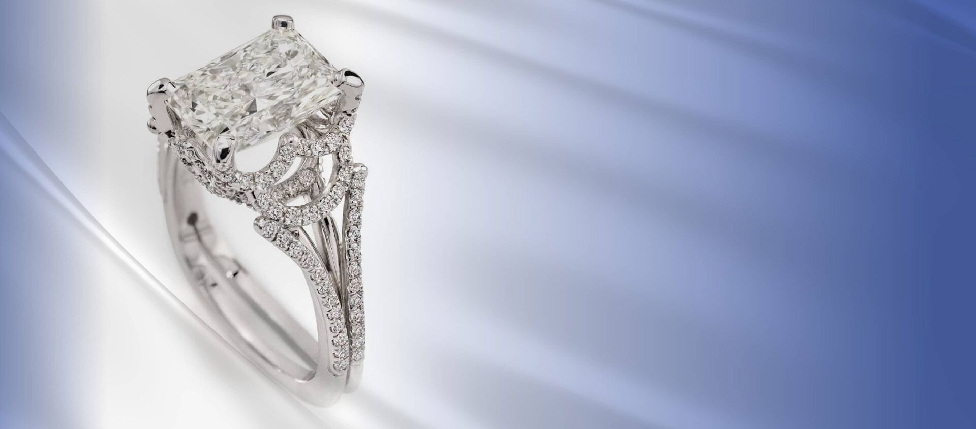 slide-engagement-rings-desktop Engagement Rings