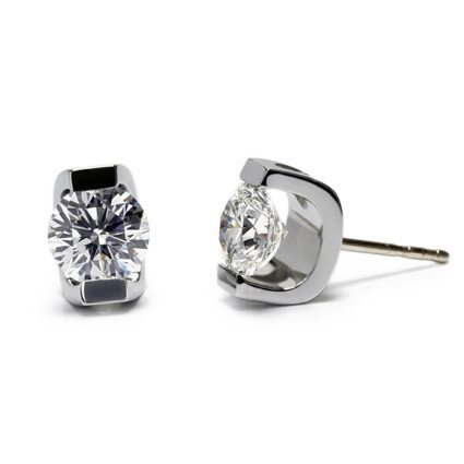 Axis Round Brilliant Cut Diamond Stud Earrings