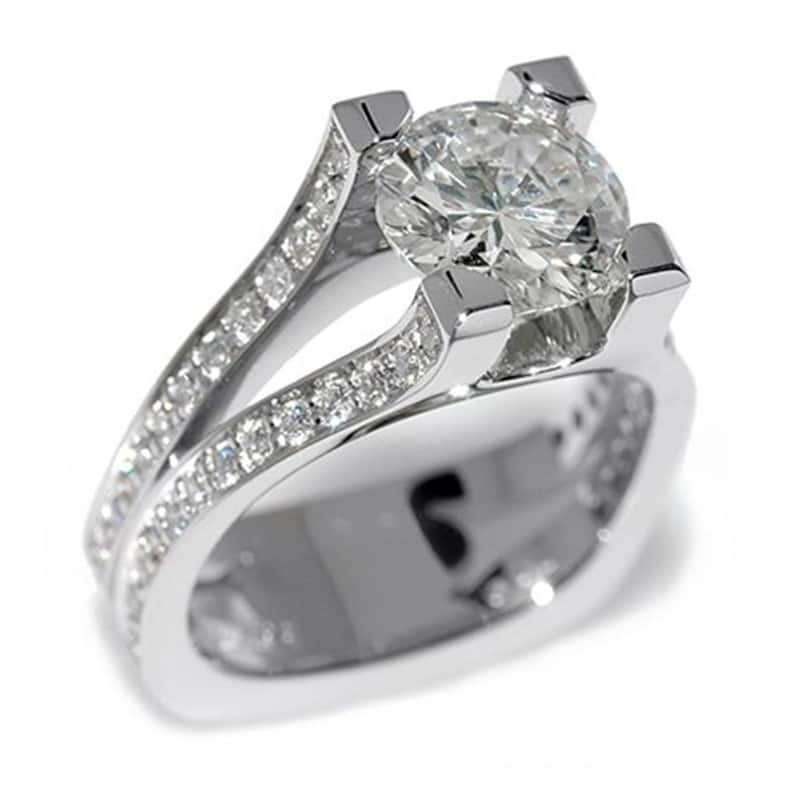 Interlace Round Brilliant Cut Diamond and Platinum Bridal Ring