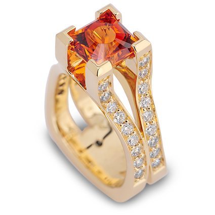 Interlace Spessartite Garnet Yellow Gold Ring