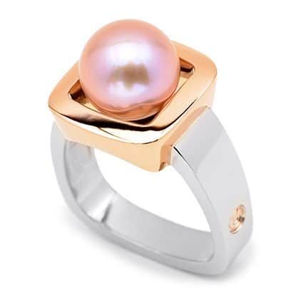 Escapade Pink Pearl White and Rose Gold Ring