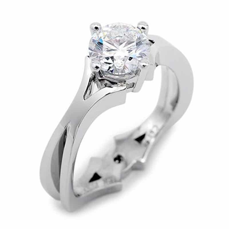 Evolve Round Brilliant Cut Diamond Engagement Ring