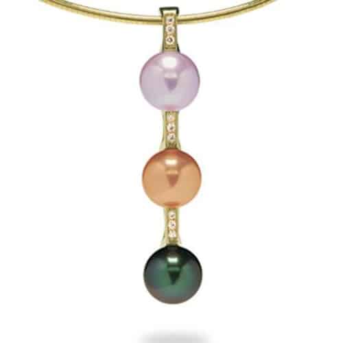 Escapade 3 Pearl Diamond and Yellow Gold Pendant