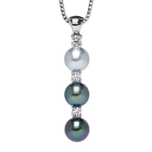 Escapade 3 Pearl and Diamond Drop Pendant