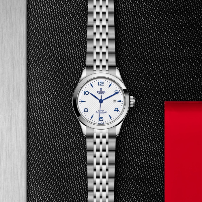 TUDOR 1926 - Image 4