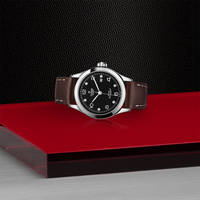 TUDOR 1926 - Image 3