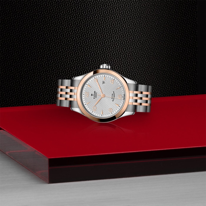 TUDOR 1926 - Image 3