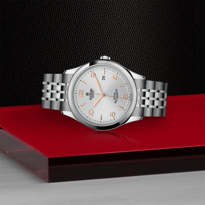 TUDOR 1926 - Image 3