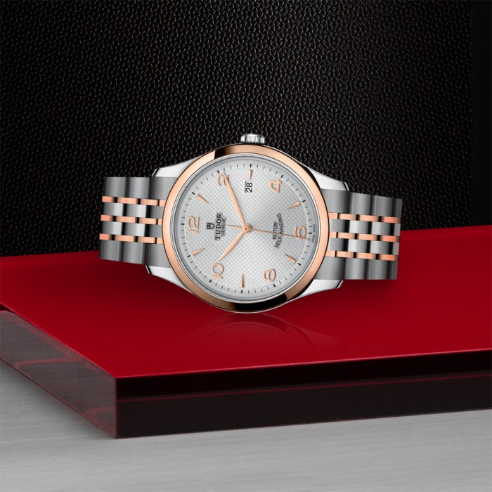 TUDOR 1926 - Image 2
