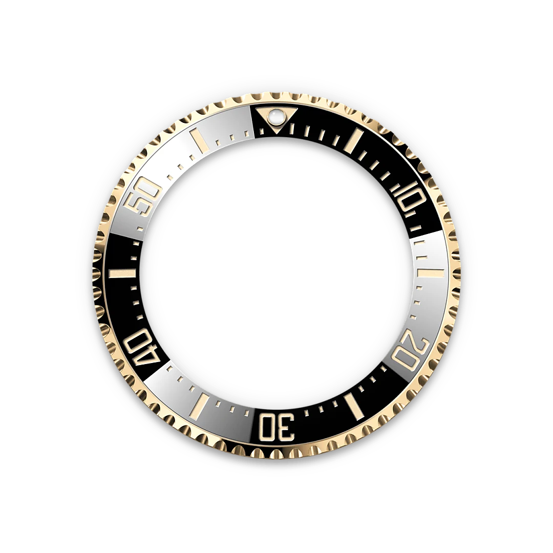 m126603-0001_bezel Ceramic Bezel and Luminescent Display
