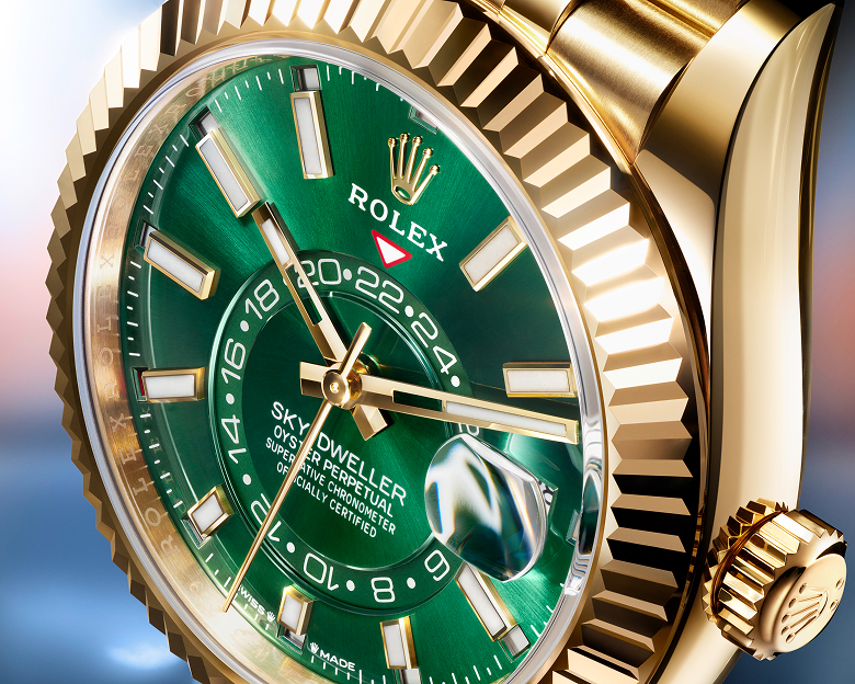 rolex-new-watches-2025-new-dials-sky-dweller_m336938-0008_2412uf_001-portrait New Rolex dials