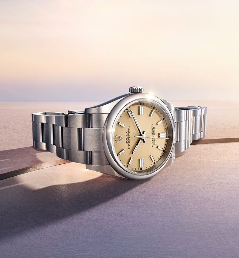 rolex-new-watches-2025-oyster-perpetual-essence-of-the-oyster_m126000-0012_2501stojan_002-portrait Oyster Perpetual