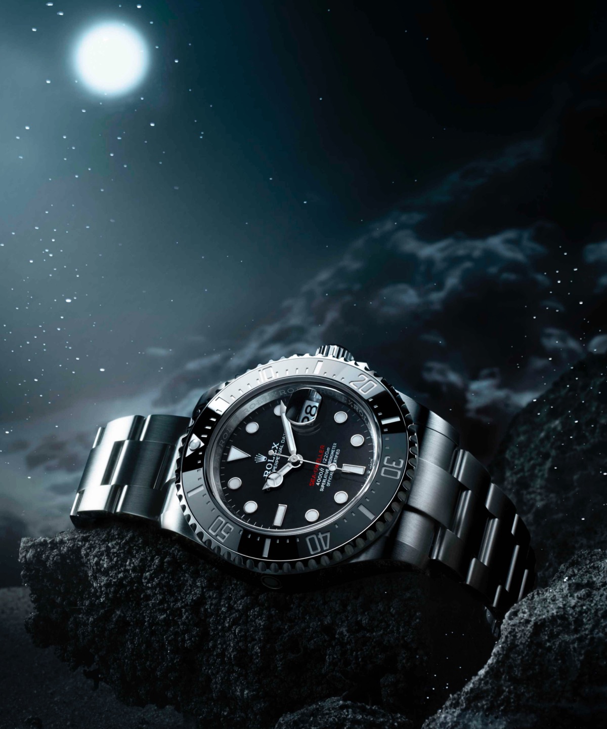rolex-seadweller-m126600-0002_1710jva_002_re-landscape Sea-Dweller