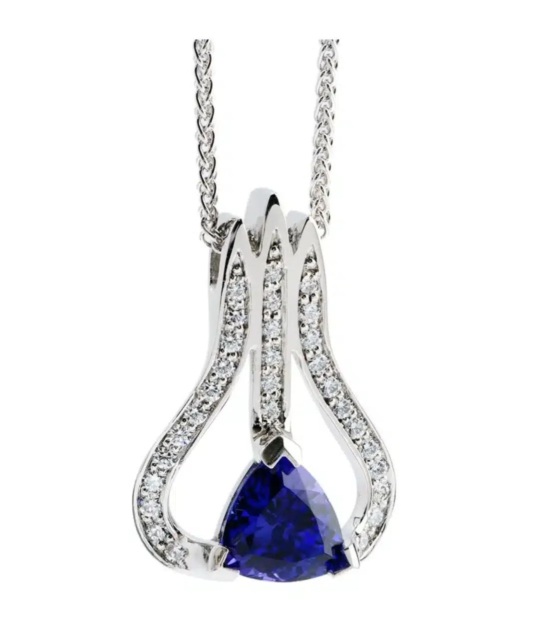The Allure of Precious Metals in Luxury Fashion Jewelry