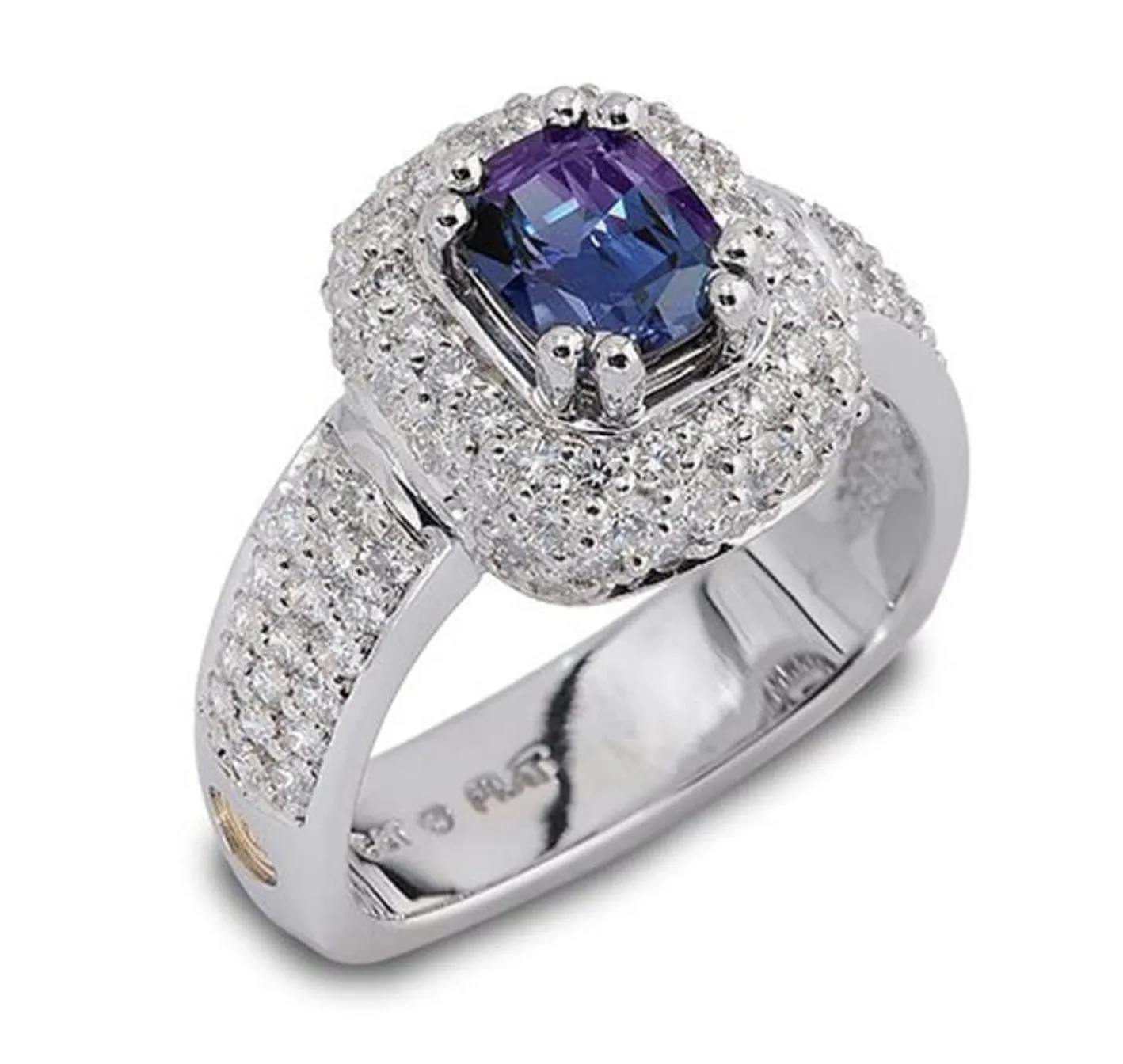 Majestic Alexandrite and Diamond Platinum Fashion Ring