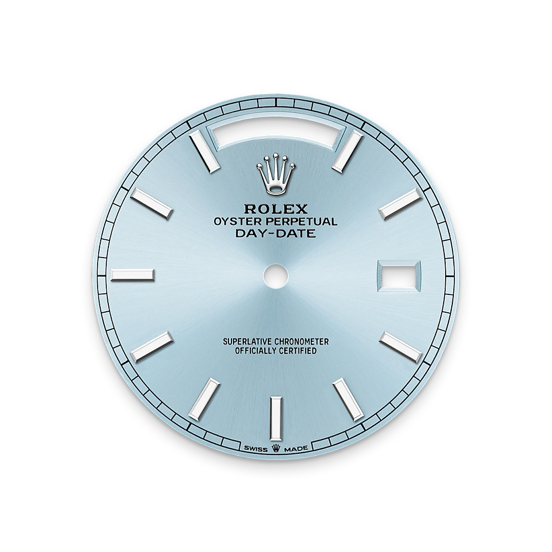 m228236-0018 Ice-Blue Dial