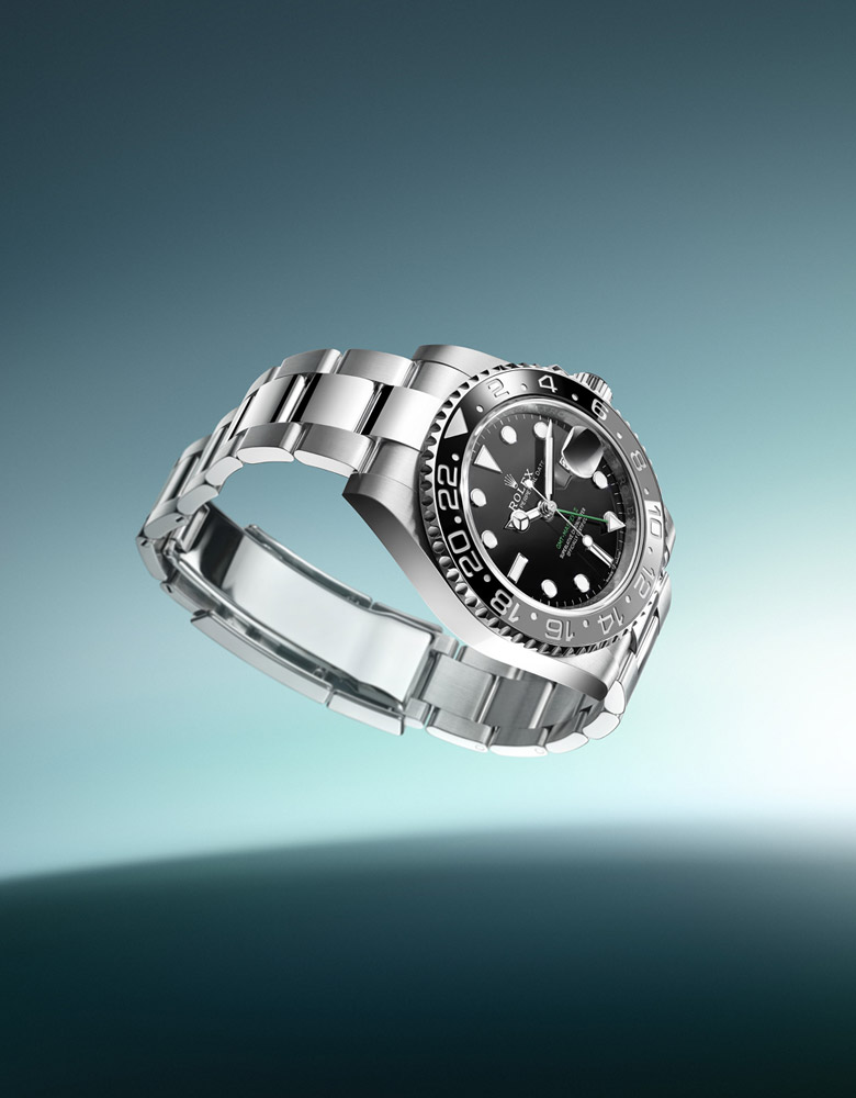 rolex-gmt-master-m126710grnr-0003_2401jva_002_rvb_portrait Rolex GMT-Master II